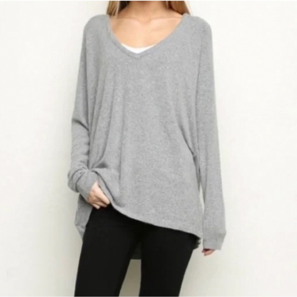 Brandy Melville sweater